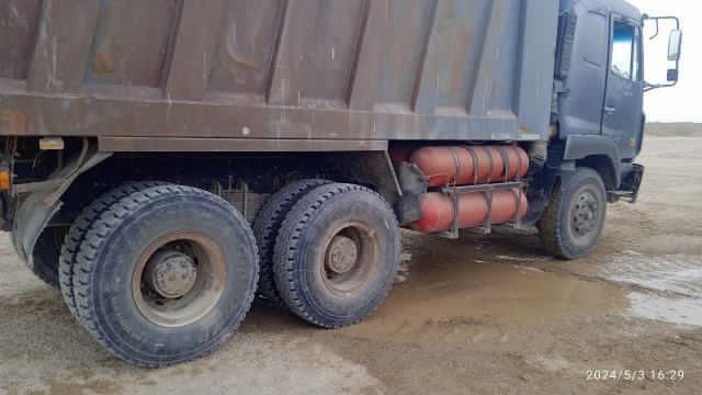 CAMC Sotiladi narxi 25000  yili 2012 gazda balonlari 8tasi yuz foiza