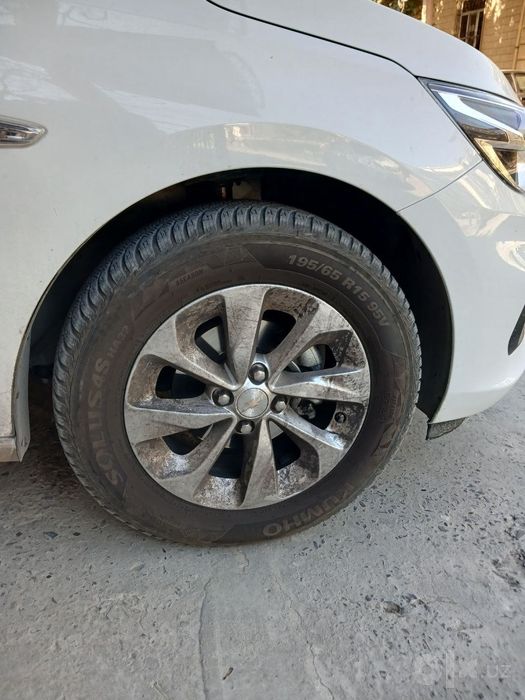 Автошина Kumho Solus 4шт 195/65/15