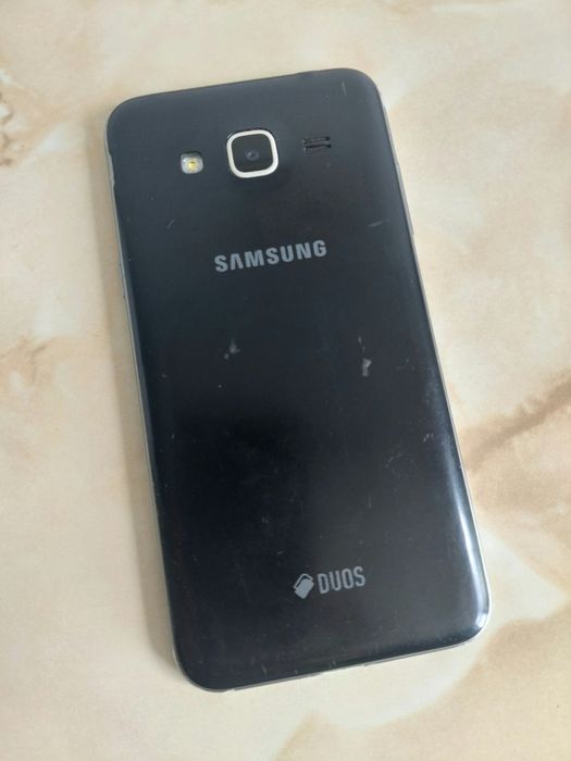 Vând Samsung Galaxy J3 DUOS Black (fără probleme) //poze reale