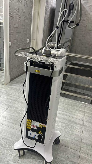 Косметологический аппарат Фракционный лазер SAMFIRA CO2