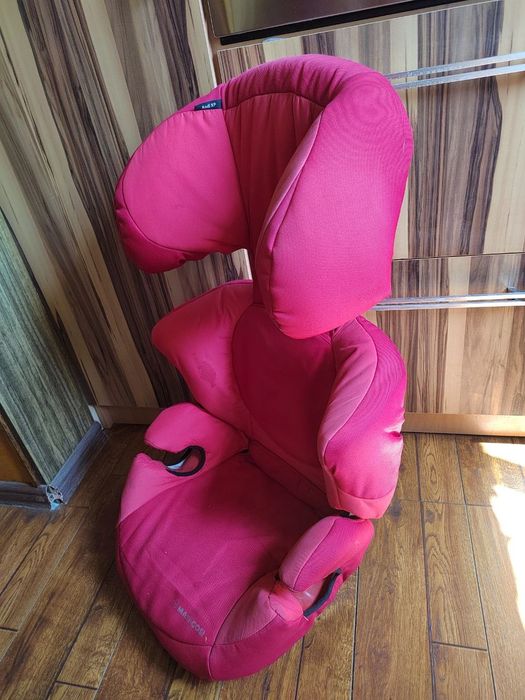 Детское автокресло.