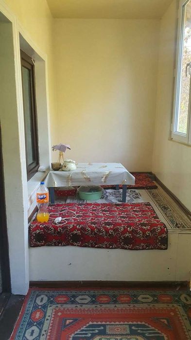 Продаётся 2/2/4 ТТЗ-2 Среднее состояние 52м2 Торец Ор-р Кафе Ульяна