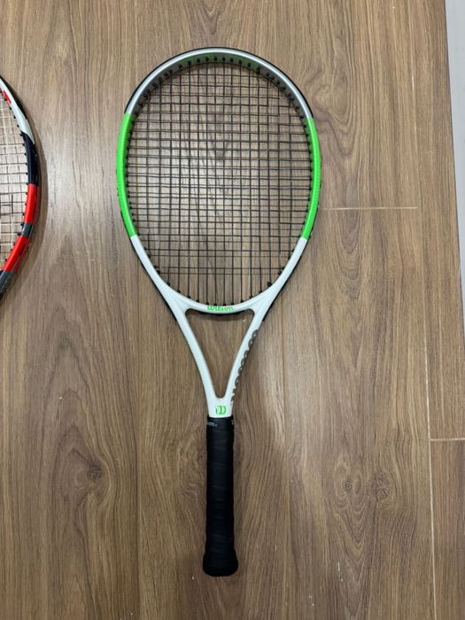 Продается теннисная ракетка
