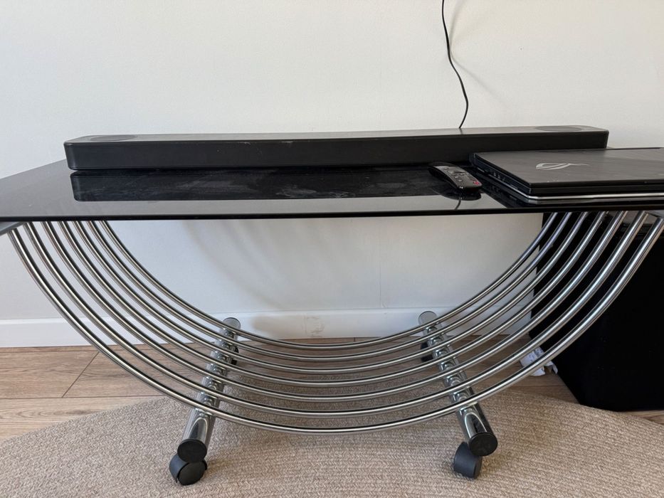 Столик журнальный