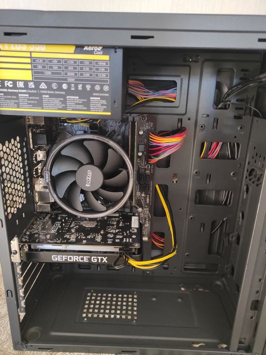 i3-10100f, h410, 16gb ddr4, gtx1650 gddr6, 500gb ssd, 550W