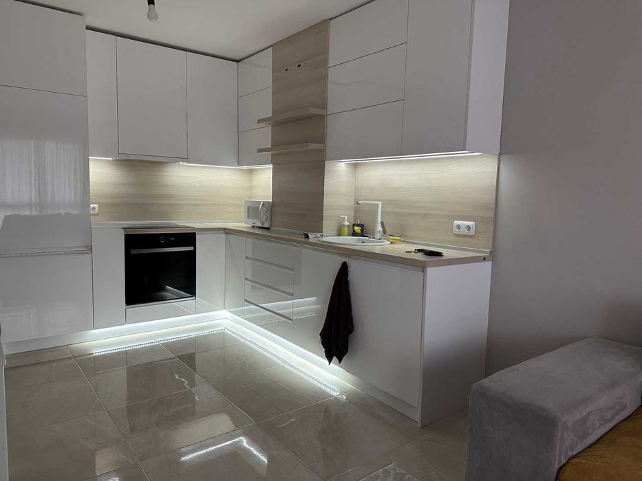 Продава се Двустаен апартамент в Пловдив, Кючук Париж - 65 кв.м за 1130 €/кв.м - Снимка #4