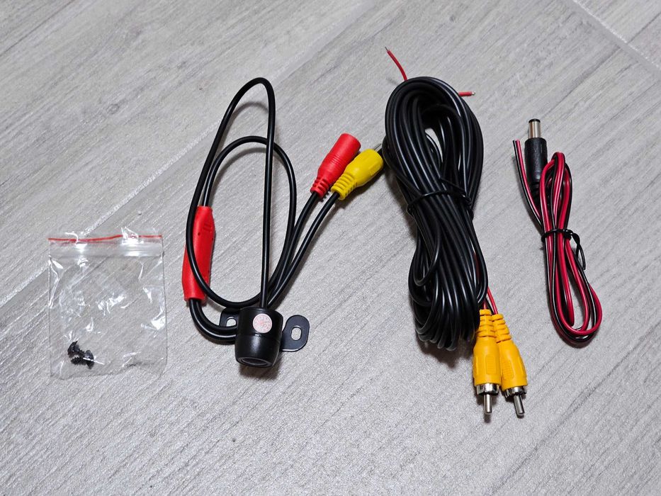 Camera DVR USB navigatie auto cu Android Full HD + cameră marșarier