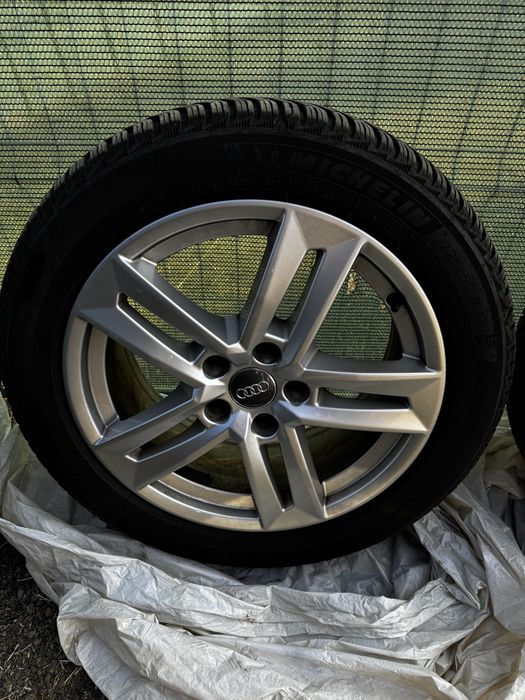 Vand jante Audi pe 17 cu anvelope de iarna
