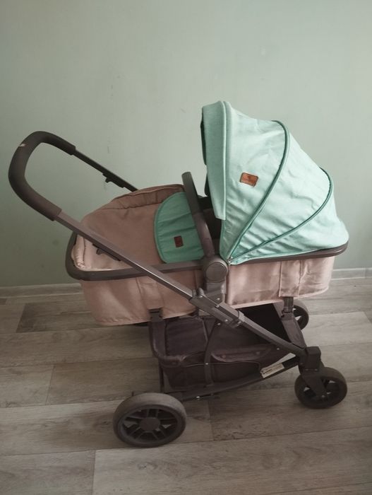 Коляска в хорошем состояние, трансформер