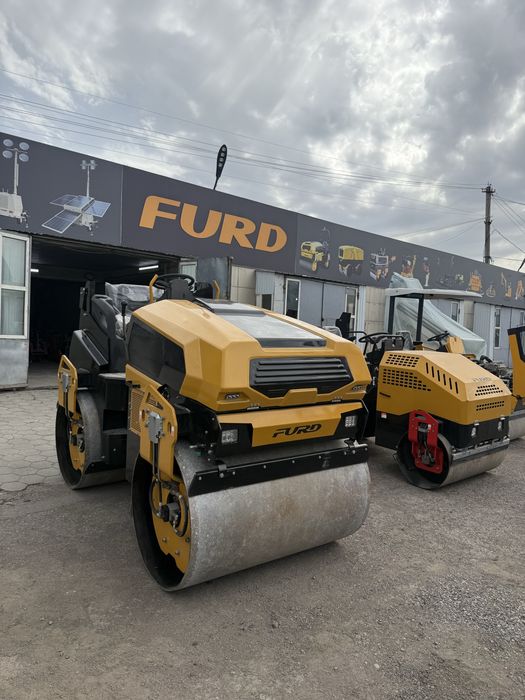 Каток дорожный FYL-1100, виброкаток