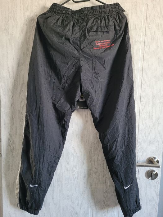 3 долнища на Nike размер Л