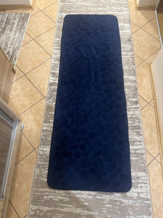 Covoras lung baie bleumarin