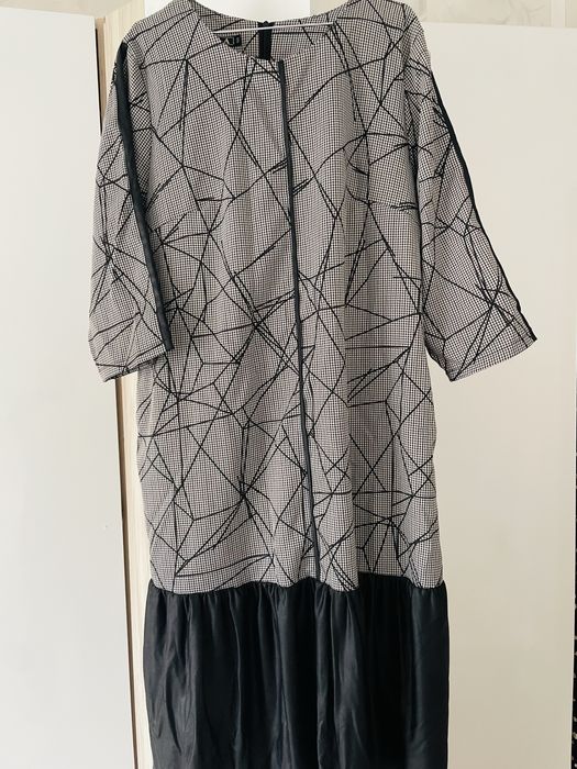 Платья б/у в хорошем состоянии