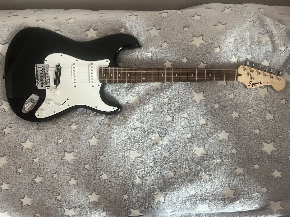 Электрогитара squier stratocaster by fender