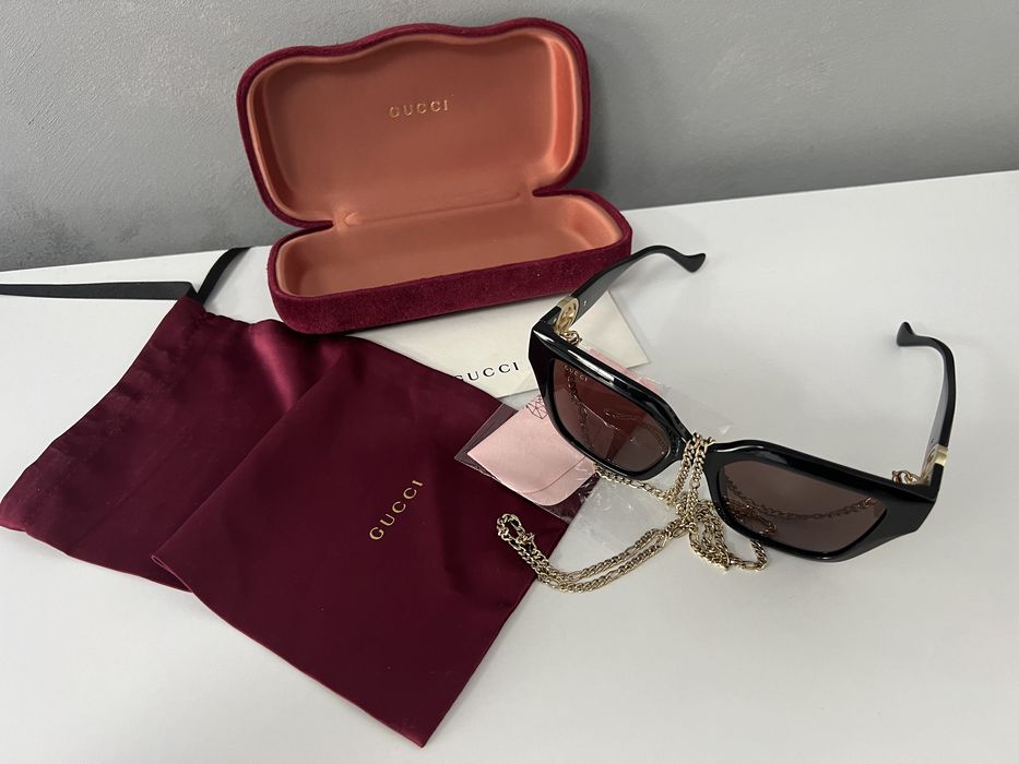 Gucci GG cat-eye square