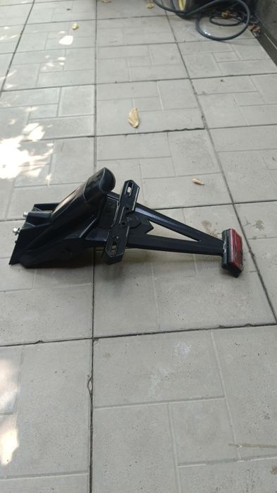 Хвост. Крепление под номер.