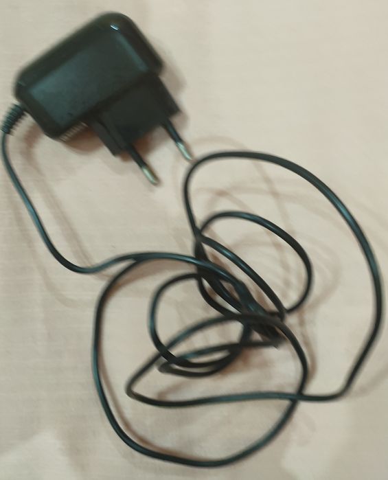 Продам б/у телефон Samsung GT-B5722