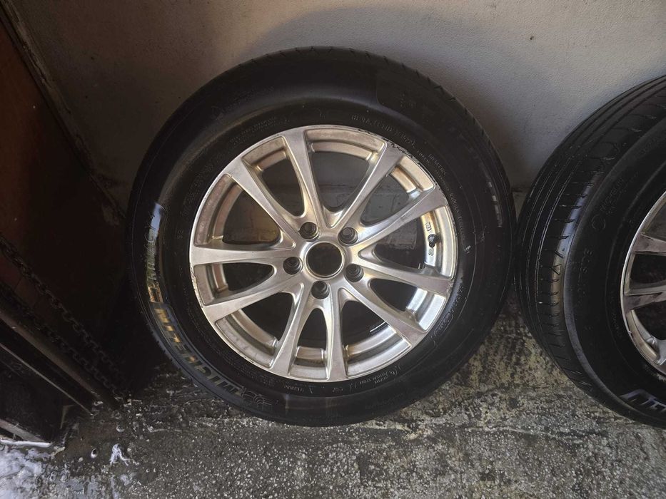 Jante de aliaj cu cauciucuri de vara michelin 195/65/15