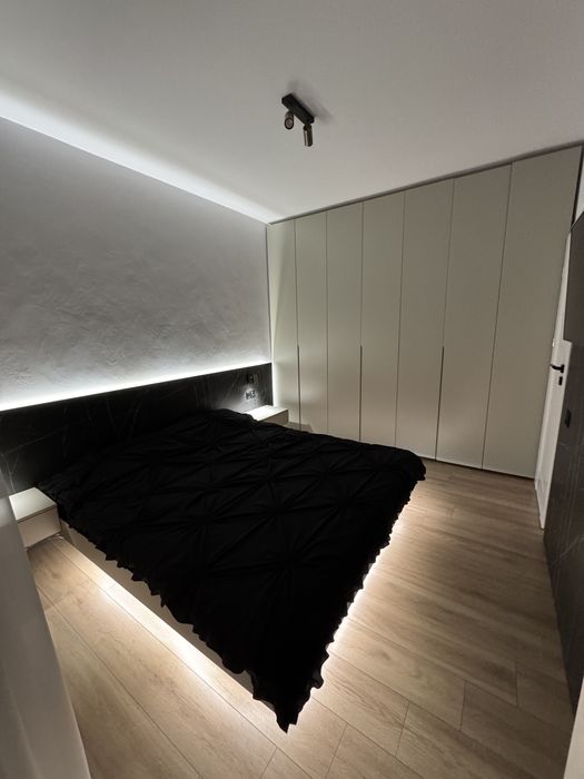 Vand Apartament 3 Camere Ultra Finisat si Utilat + 2 Parcari/2 Terase