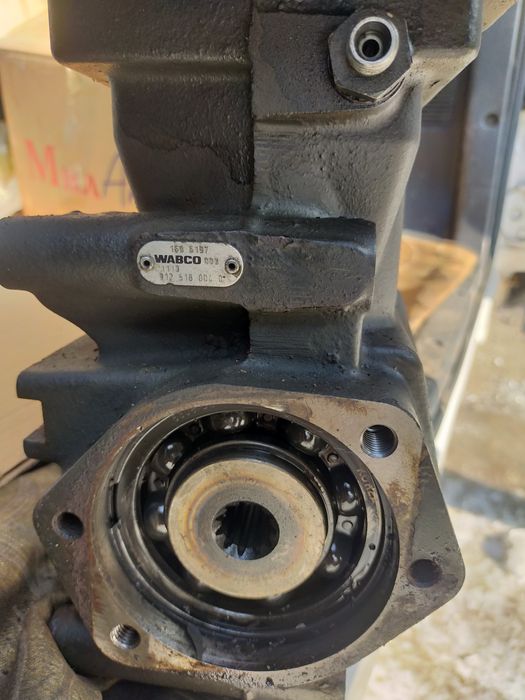 Продам компрессор от ДАФ 105