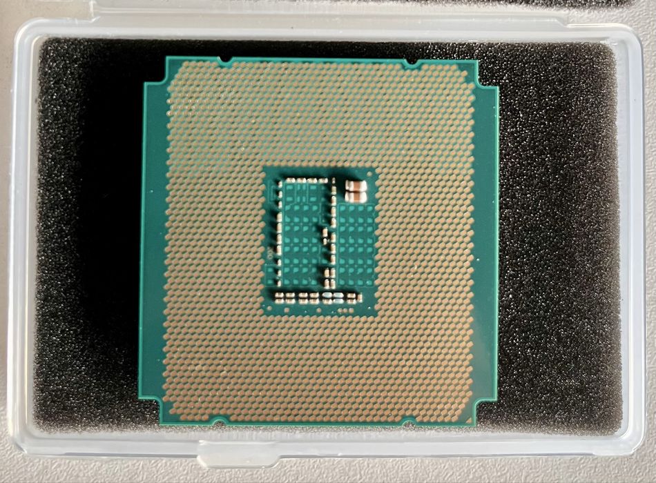Продам процессор Intel Xeon E5-2683 v3