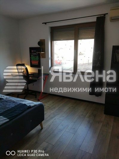 Продава се Тристаен апартамент в Варна, Възраждане 4 - 134 кв.м за 1575 €/кв.м - Снимка #7