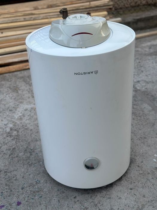 Boiler electric Ariston LYDOS ECO 100L, 1800W – stare foarte bună