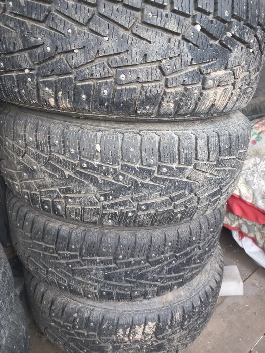 Продам комплек шины р15