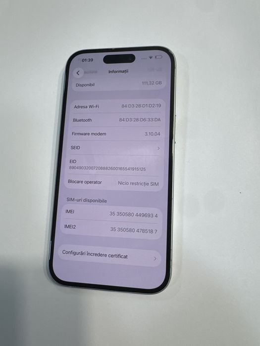 iPhone 15 Verde cu 100% Bateria