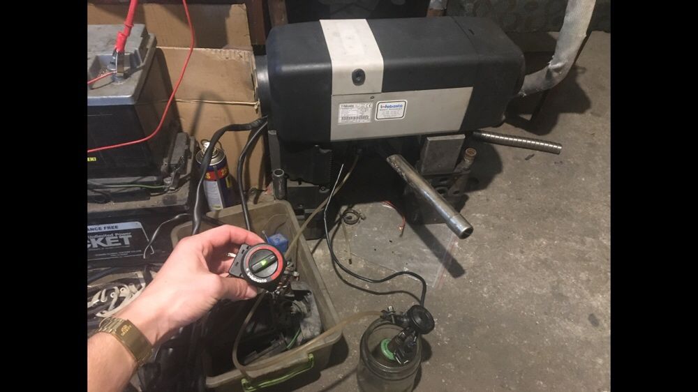 Продавам резервни части за печка Eberspacher и Webasto