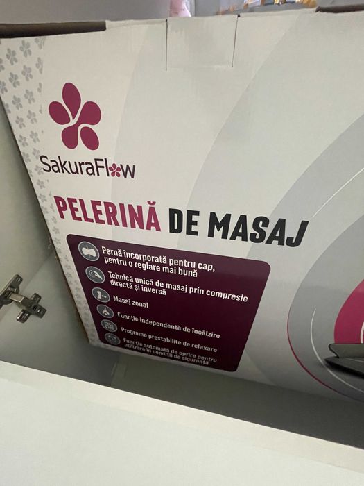 Vând Pelerină de masaj SakuraFlow