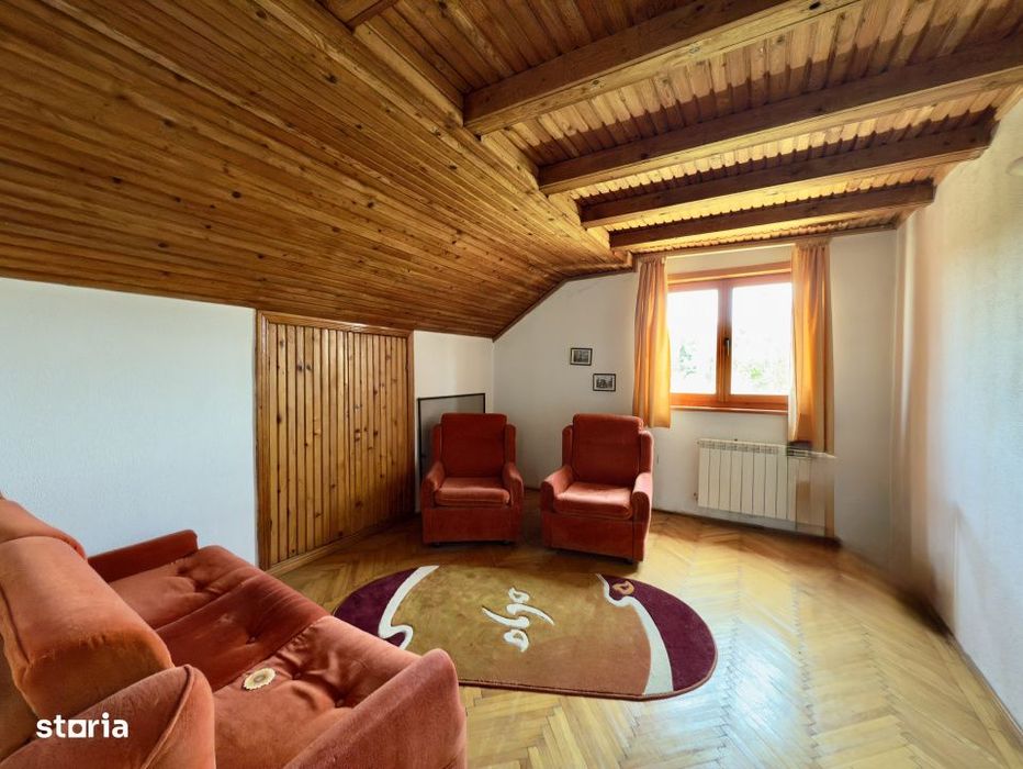 Vila spatioasa P+1+M de vanzare in Agigea | Teren 658 mp | Acces din 2