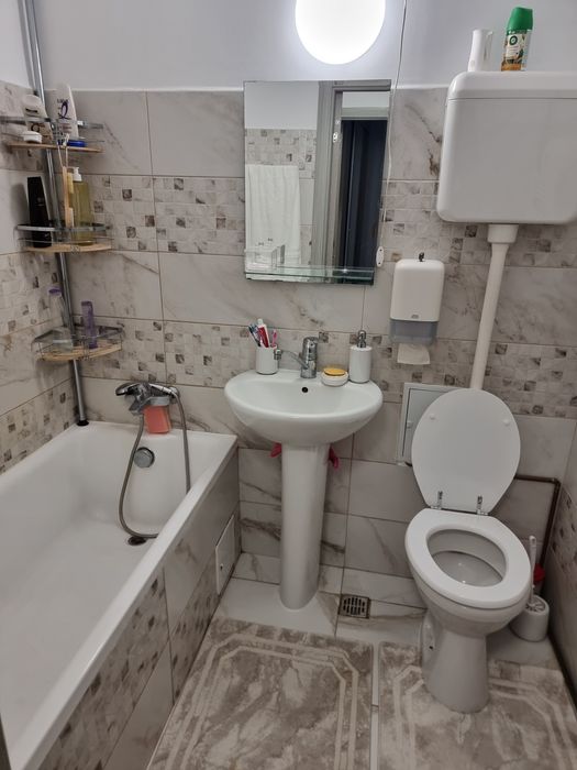 Vând apartament 3 camere confort 1, decomandat, Rahova sector5