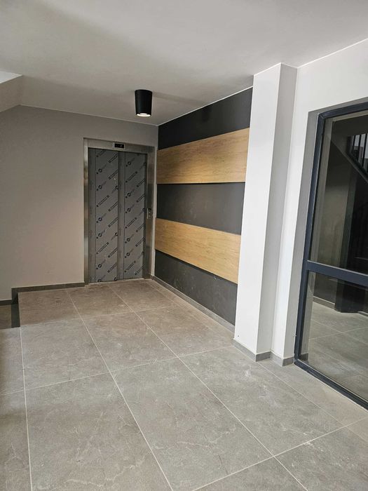 Продава се Двустаен апартамент в Варна, Победа - 62 кв.м за 1069 €/кв.м - Снимка #3