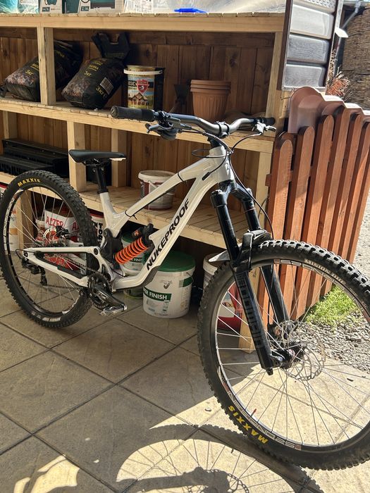 Octane one zircus и nukeproof dissent 2022