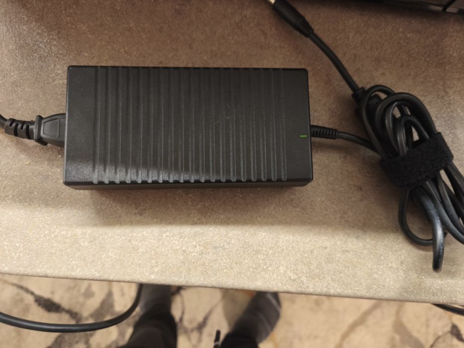 Захранващ кабел HP оригинален 180W