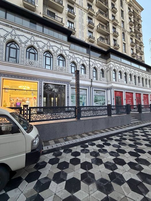 Яккасарай | ул.Бобура - Продается нежилое помещение вдоль дороги 316м2