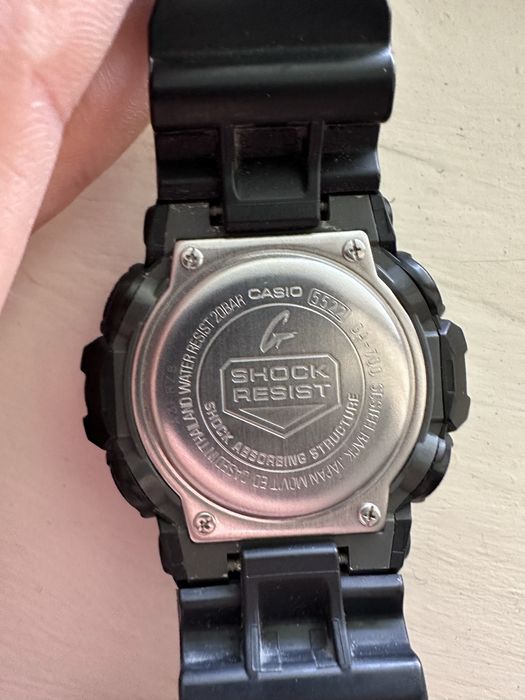 Casio G Shock ga-700