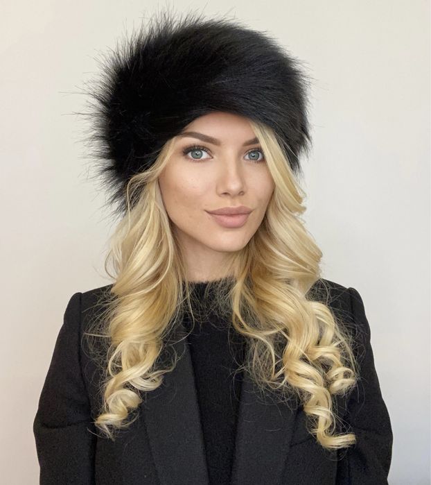 Caciula blana cu aspect natural neagra, Muzky