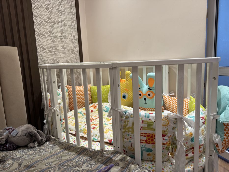 манеж-кроватка 3 в 1