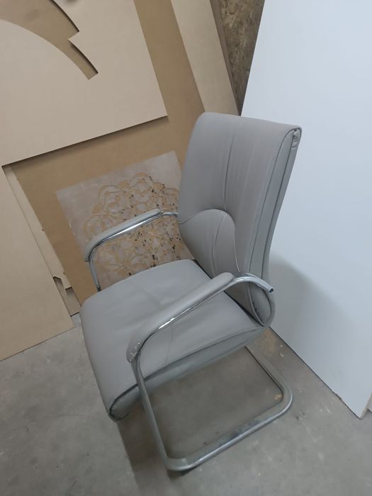 Офисный стол 20000 тг