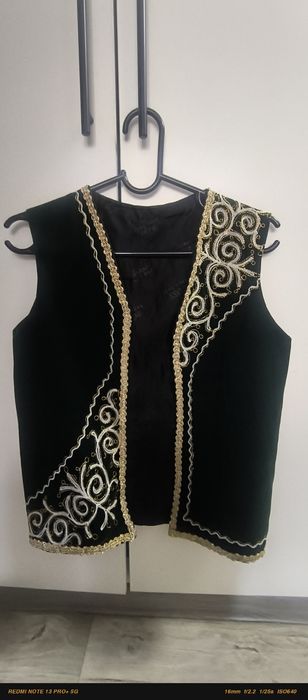 Национальная жилетка