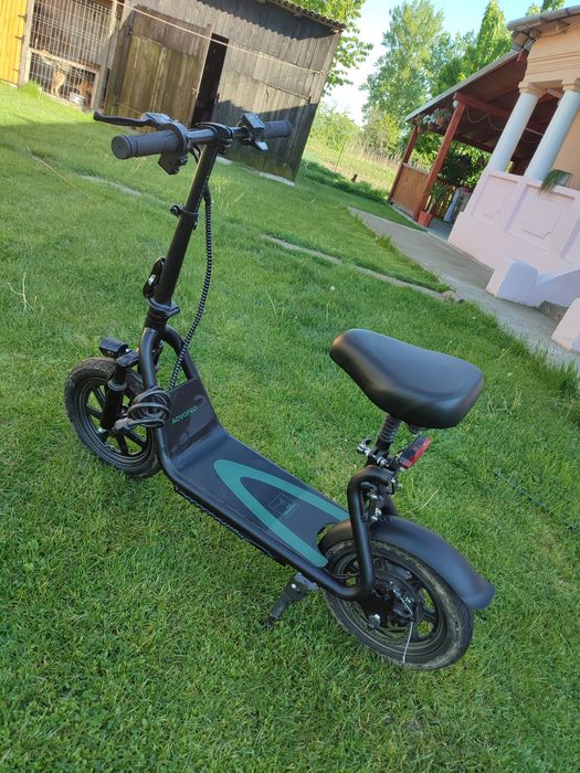 Trotineta electrica AOVO pro cu scaun