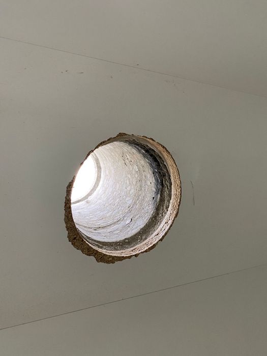 Gaură pentru hota/Ac/Centrală,disponibilitate și în weekend!