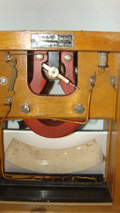 Самолетно радио прибори и уреди