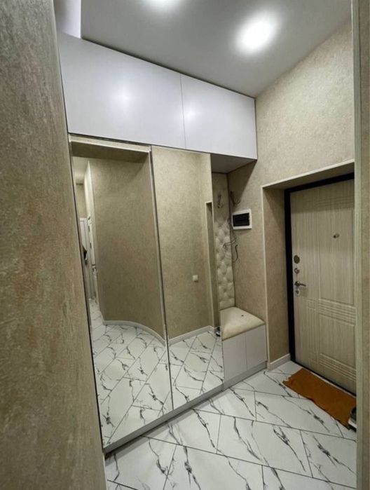 Продаётся 2-комнатная квартира в новостройке напротив Эко-Базара