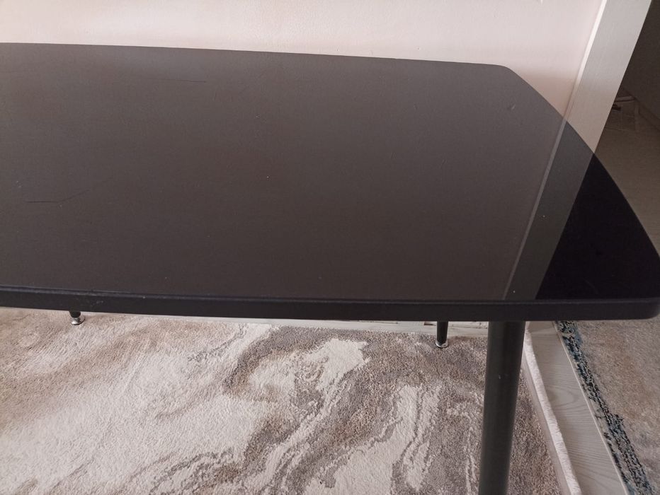 Продам кухонный стол