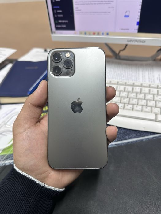Iphone 12 pro 256  SROCHNA SOTILADI