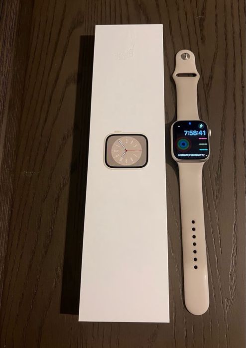 Apple iWatch 8 Starlight sotiladi