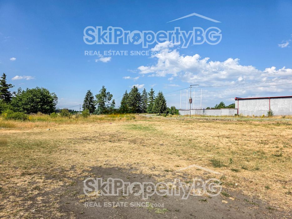 Парцел в индустриалната зона на Самоков!